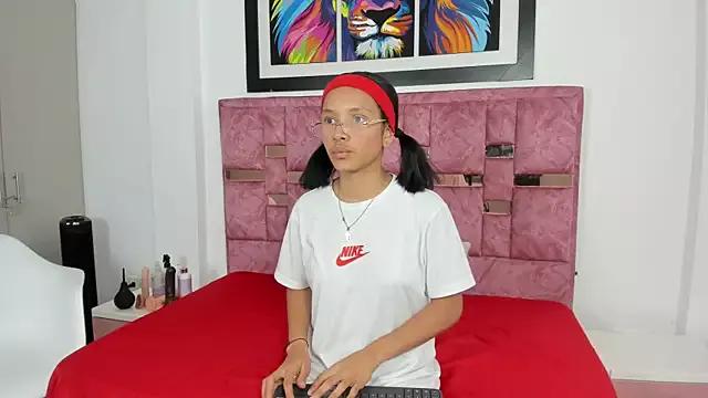 alicelov from StripChat is Freechat