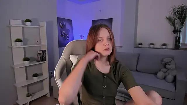 Try our girls live displays and explore the company of endless strippers, with beautiful physiques, vibrating toys and more.