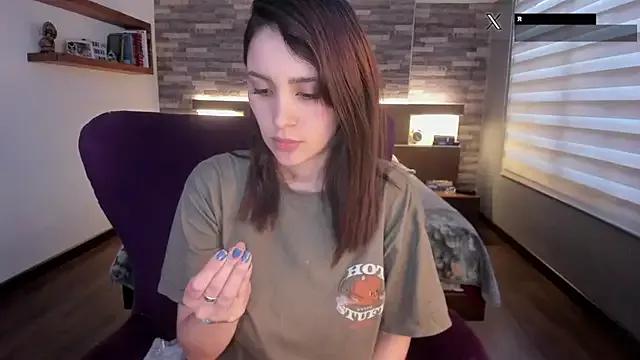 alicewilloww from StripChat is Freechat