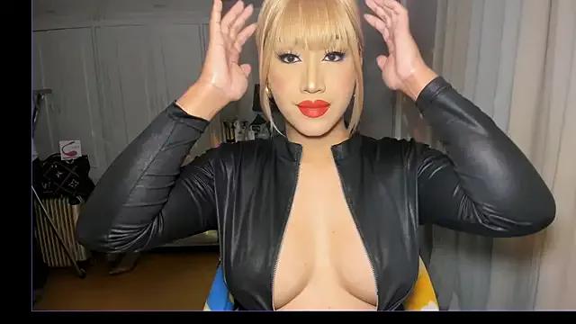 Alicia_Wang from StripChat is Freechat