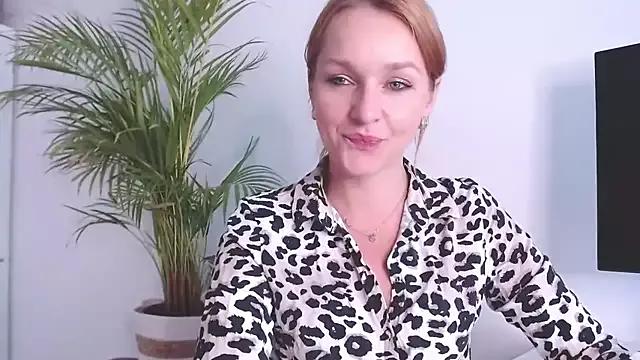 Try our girls live displays and explore the company of endless strippers, with beautiful physiques, vibrating toys and more.