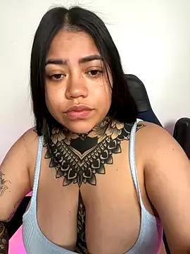 Try our girls live displays and explore the company of endless strippers, with beautiful physiques, vibrating toys and more.