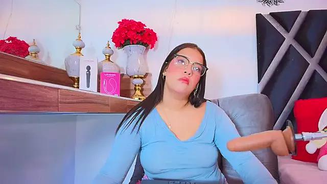 Alii_cooper from StripChat is Freechat