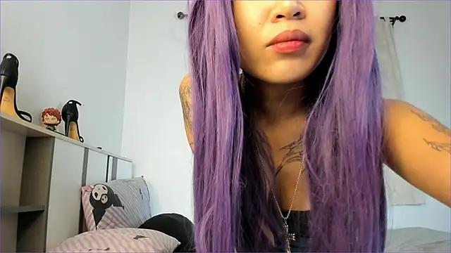 alina_dream from StripChat is Freechat