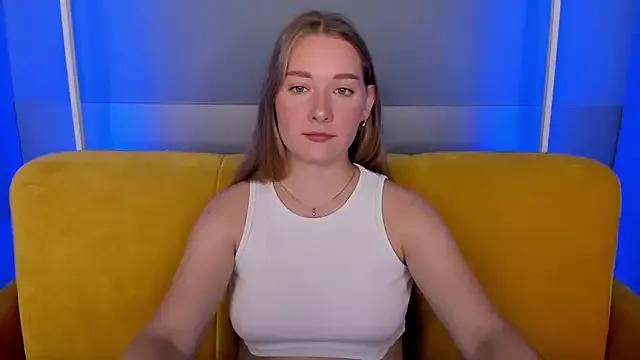 Try our girls live displays and explore the company of endless strippers, with beautiful physiques, vibrating toys and more.