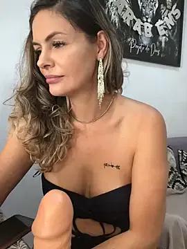 Try our girls live displays and explore the company of endless strippers, with beautiful physiques, vibrating toys and more.