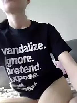 Try our girls live displays and explore the company of endless strippers, with beautiful physiques, vibrating toys and more.