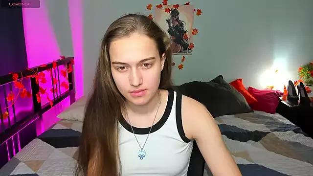 Try our girls live displays and explore the company of endless strippers, with beautiful physiques, vibrating toys and more.