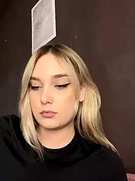 Alisa_Rise from StripChat is Freechat