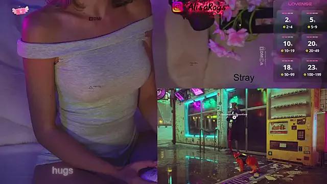 Try our girls live displays and explore the company of endless strippers, with beautiful physiques, vibrating toys and more.