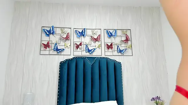 Avatar of Alison_Carde05