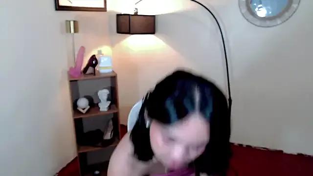 Alison_mooreX from StripChat is Freechat