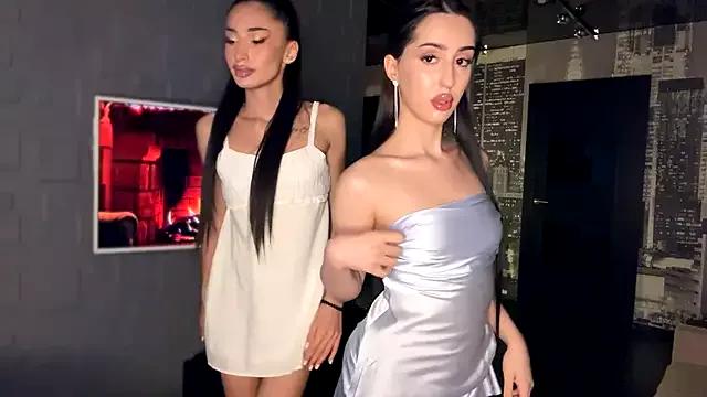 Try our girls live displays and explore the company of endless strippers, with beautiful physiques, vibrating toys and more.