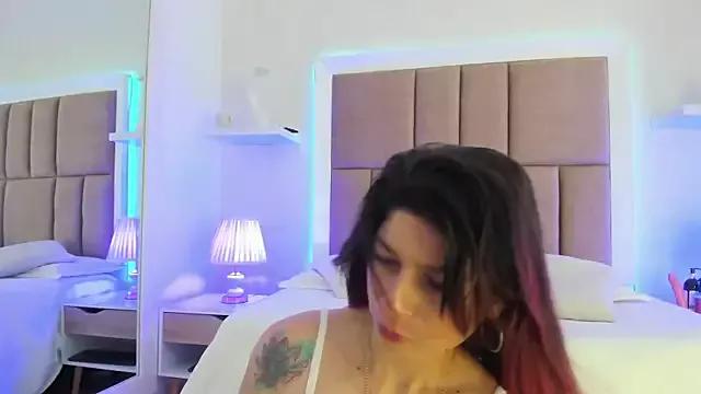 Alisson_Owen from StripChat is Freechat