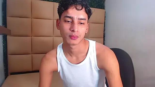 allens_joe from StripChat is Freechat