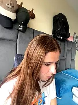 Try our girls live displays and explore the company of endless strippers, with beautiful physiques, vibrating toys and more.