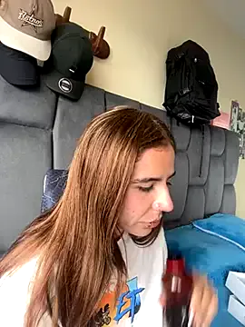 Avatar of AllieYourGirl