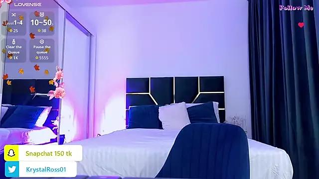 Try our girls live displays and explore the company of endless strippers, with beautiful physiques, vibrating toys and more.