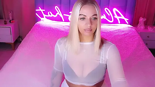 AllwaysHotJ — show breasts