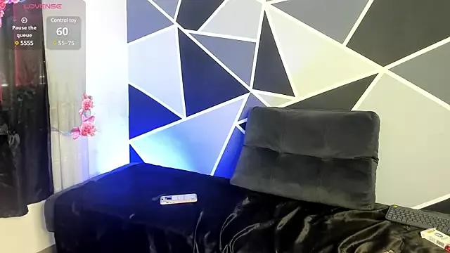 Alyssa_magiic webcams show profile image 