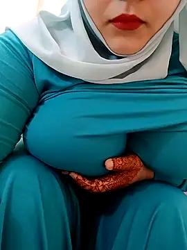 AmalArabic from StripChat