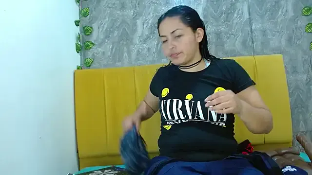 amara_leoncm — 10 spank ass