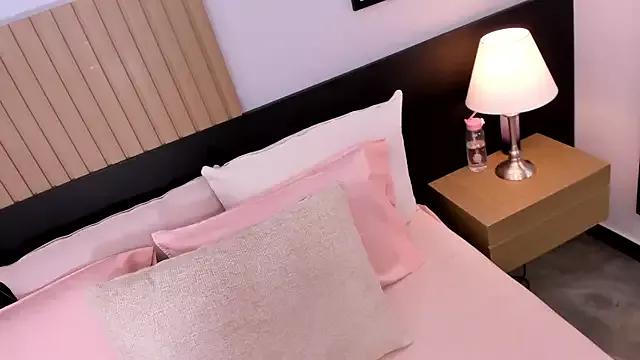 Amara_melodi from StripChat is Freechat