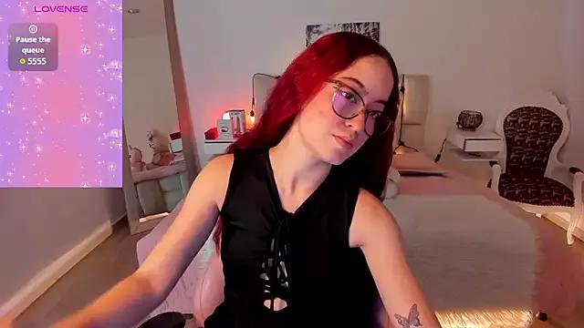 Amaraa_couper1 from StripChat is Freechat