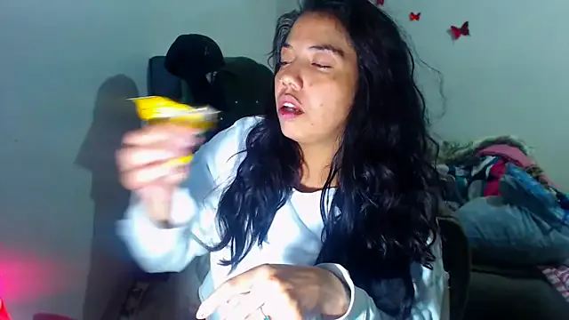 AmaraRoberts420 — naked