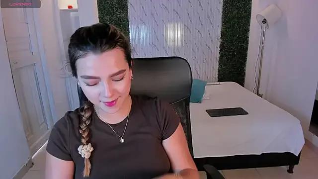 ambarcarterr from StripChat is Freechat