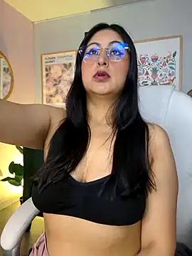 Try our girls live displays and explore the company of endless strippers, with beautiful physiques, vibrating toys and more.