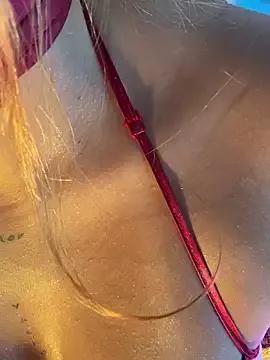 Try our girls live displays and explore the company of endless strippers, with beautiful physiques, vibrating toys and more.