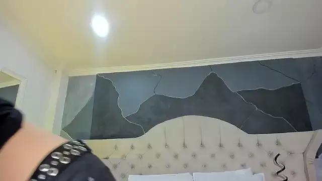 AmberGreyy_ from StripChat is Freechat