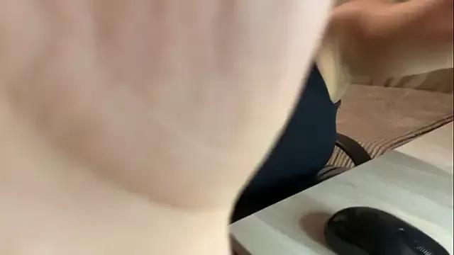 Try our girls live displays and explore the company of endless strippers, with beautiful physiques, vibrating toys and more.