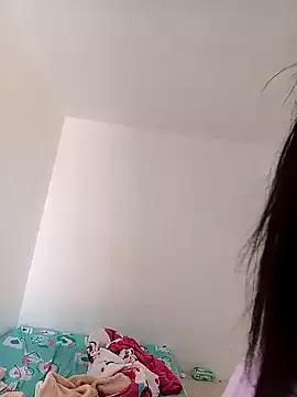 Try our girls live displays and explore the company of endless strippers, with beautiful physiques, vibrating toys and more.