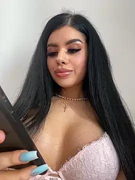 Try our girls live displays and explore the company of endless strippers, with beautiful physiques, vibrating toys and more.