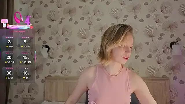 ameliamurrr from StripChat is Freechat