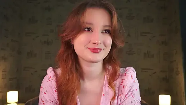 AmelieSeductress — sucking on my sweet fingers