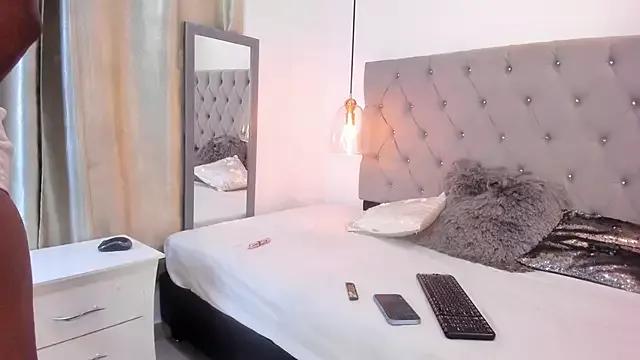 Amira_Davis from StripChat is Freechat