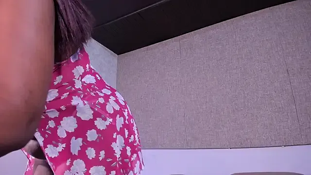 amirah_ebony — Send kisses