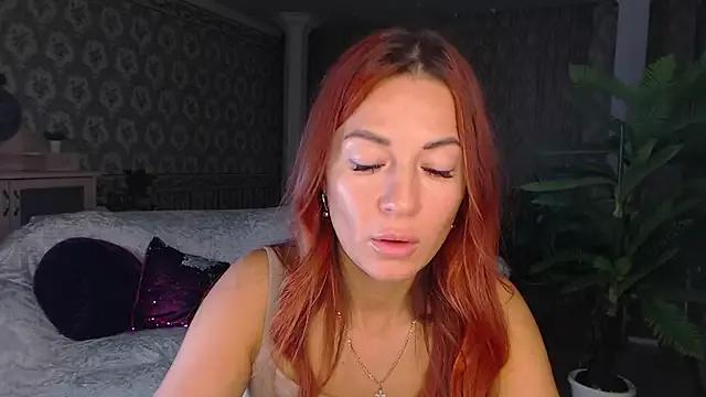 AmiraVelvet from StripChat is Freechat