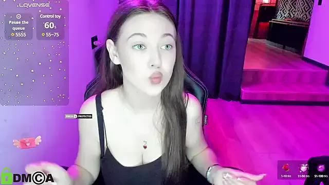 AmourLily from StripChat is Freechat