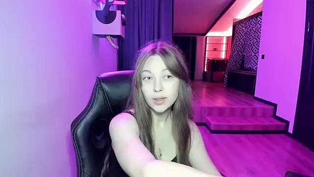 Try our girls live displays and explore the company of endless strippers, with beautiful physiques, vibrating toys and more.