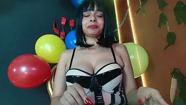 Avatar of amy-mistress