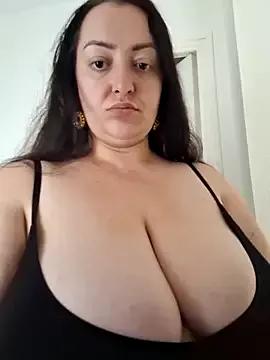 Photos of AMYRA_HOT from StripChat is Freechat