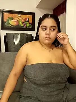Anabelle_00_ from StripChat is Freechat