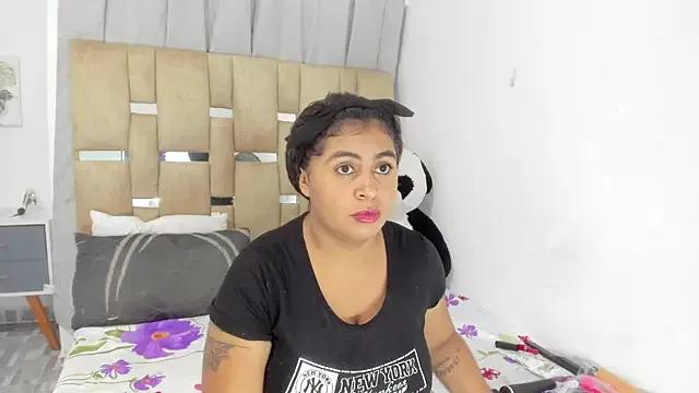 AndreaSweet2 from StripChat is Freechat