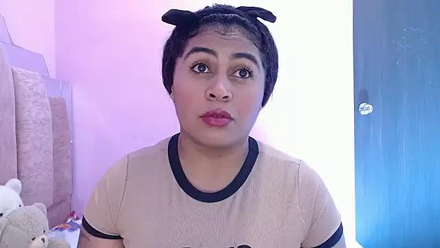 AndreaSweet2 from StripChat is Freechat
