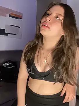 Try our girls live displays and explore the company of endless strippers, with beautiful physiques, vibrating toys and more.
