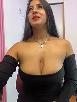 Try our girls live displays and explore the company of endless strippers, with beautiful physiques, vibrating toys and more.